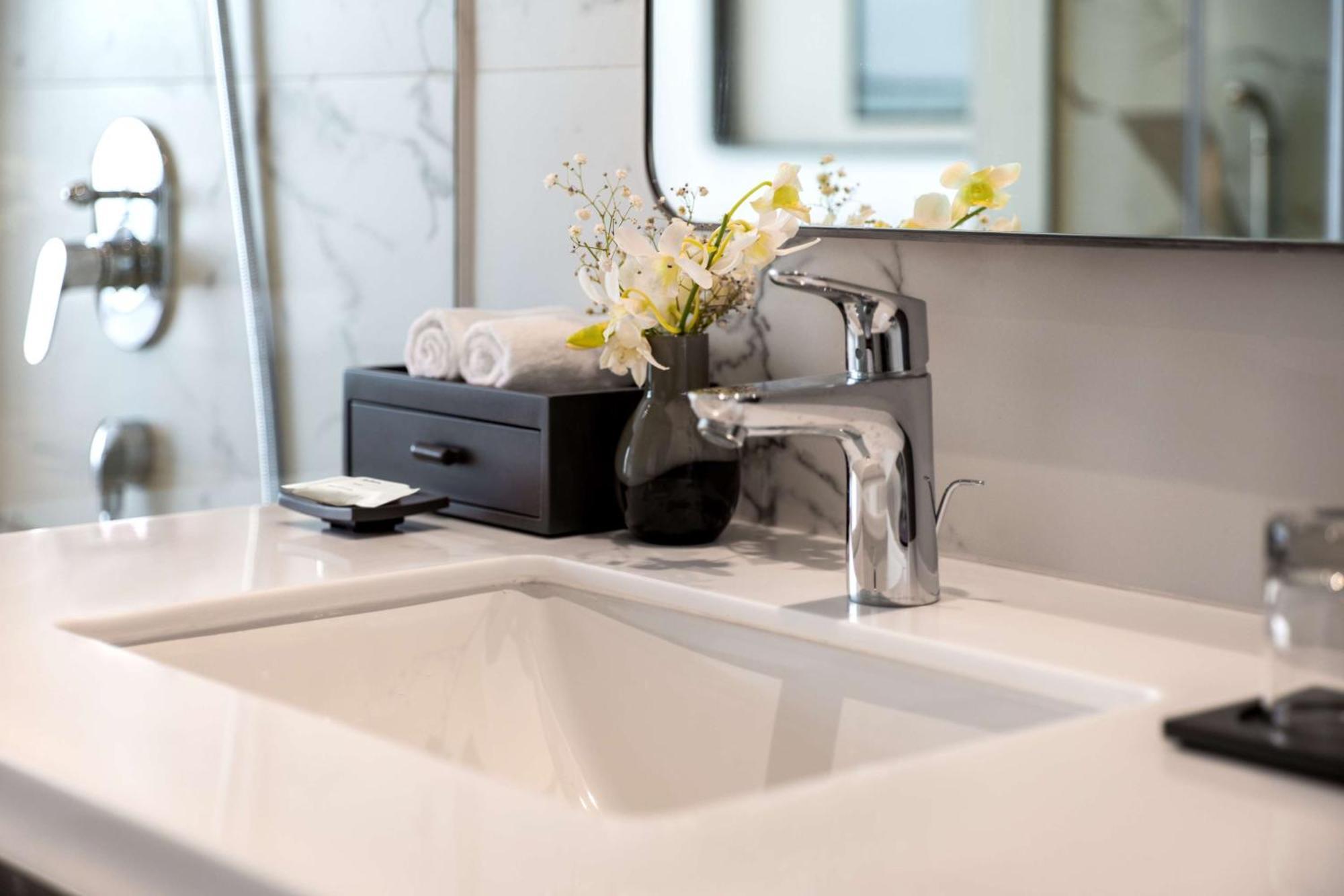 Radisson Blu Hotel Rudrapur Dış mekan fotoğraf