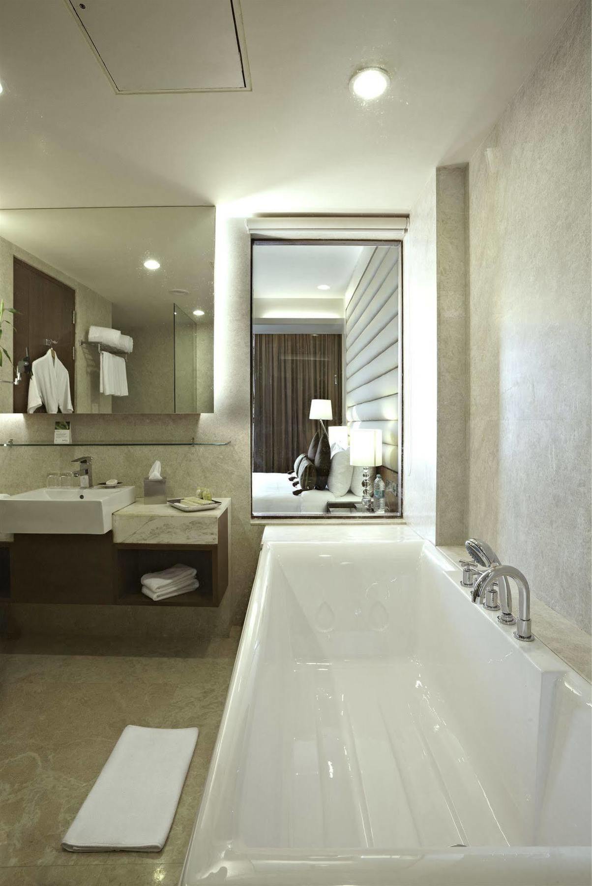 Radisson Blu Hotel Rudrapur Dış mekan fotoğraf