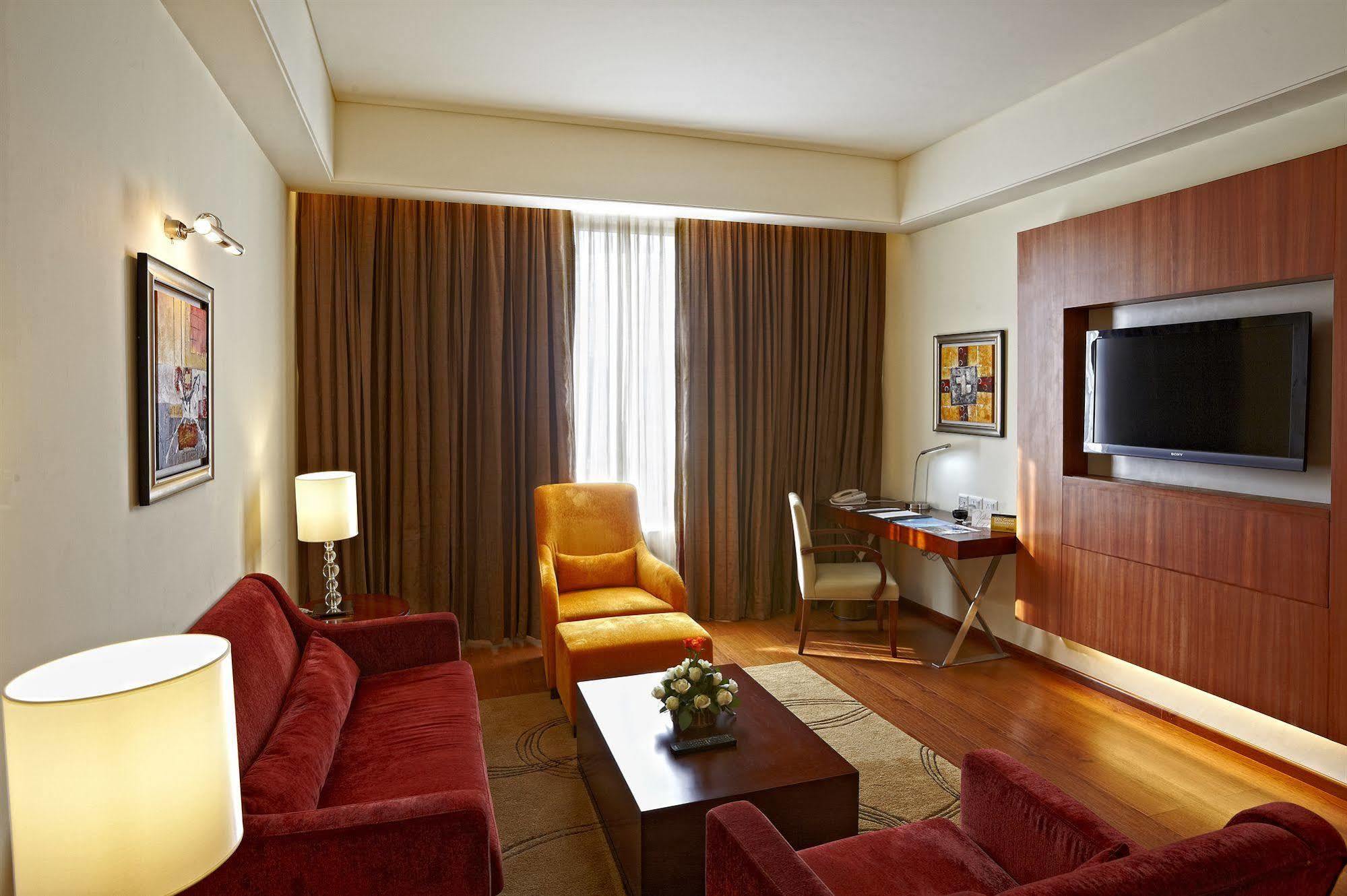 Radisson Blu Hotel Rudrapur Dış mekan fotoğraf